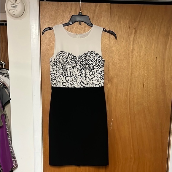 LOFT Dresses & Skirts - Ann Taylor Loft Dress